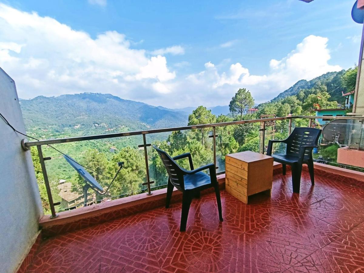 The Western Heights I Serviced Apartments I Pvt Balcony I Lift I Peacefull Area I Family Accomodation I Kasauli I By Exotic Stays Bagian luar foto
